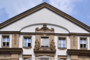 Oberlandesgericht Hessen spricht Entschädigung wegen Persönlichkeitsrechtsverletzung durch die Deutsche Bahn zu